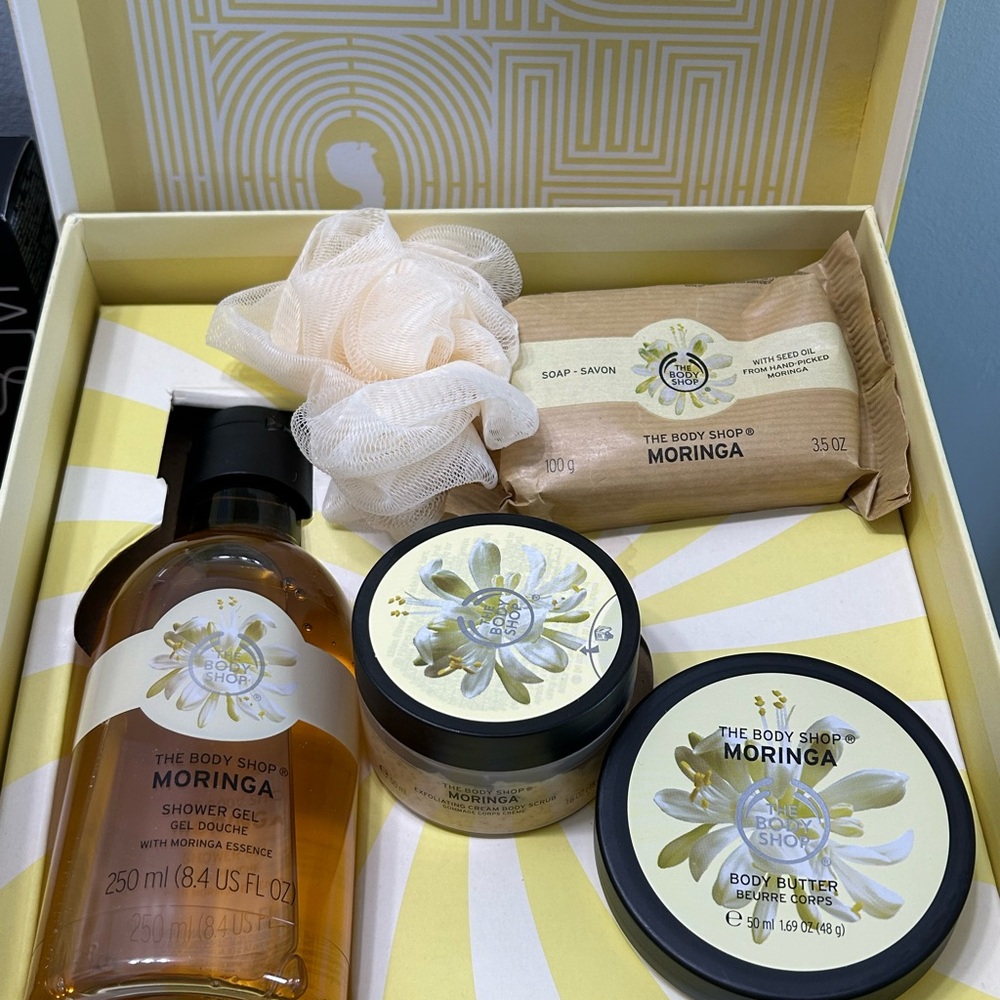 The Body Shop Moringa Bath & Body Set - Cream